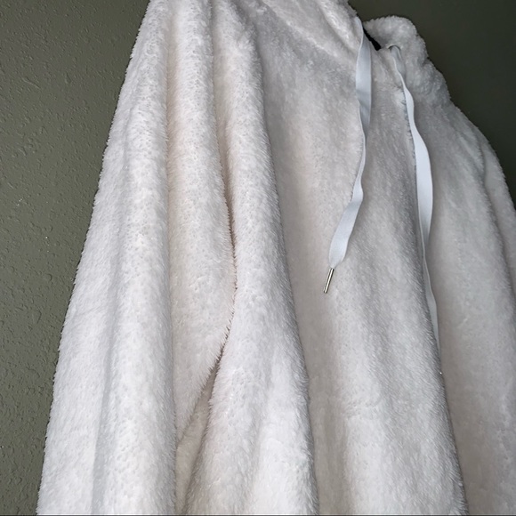 White Teddy Hoodie Sweater - Picture 3 of 8